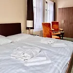 Hotell Zeleny Dum 3*