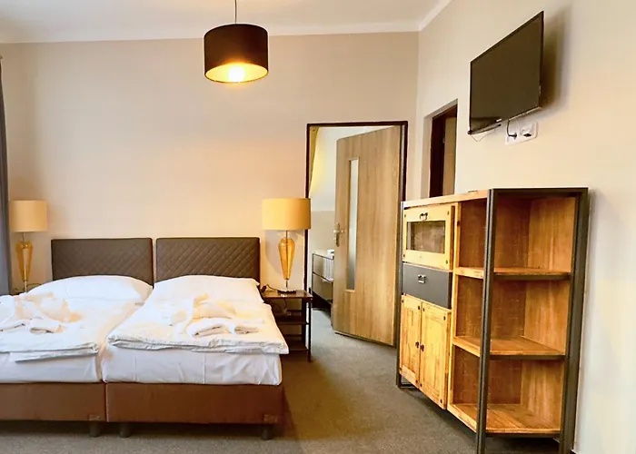 Zeleny Dum Hotel 3*